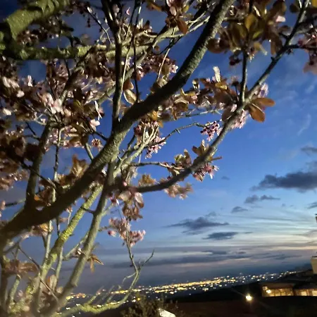 Al Dolmen Couette-café 3*