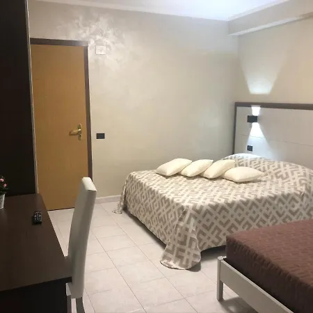 住宿加早餐酒店 Al Dolmen 3*