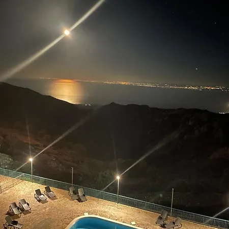 Al Dolmen 住宿加早餐酒店 3*